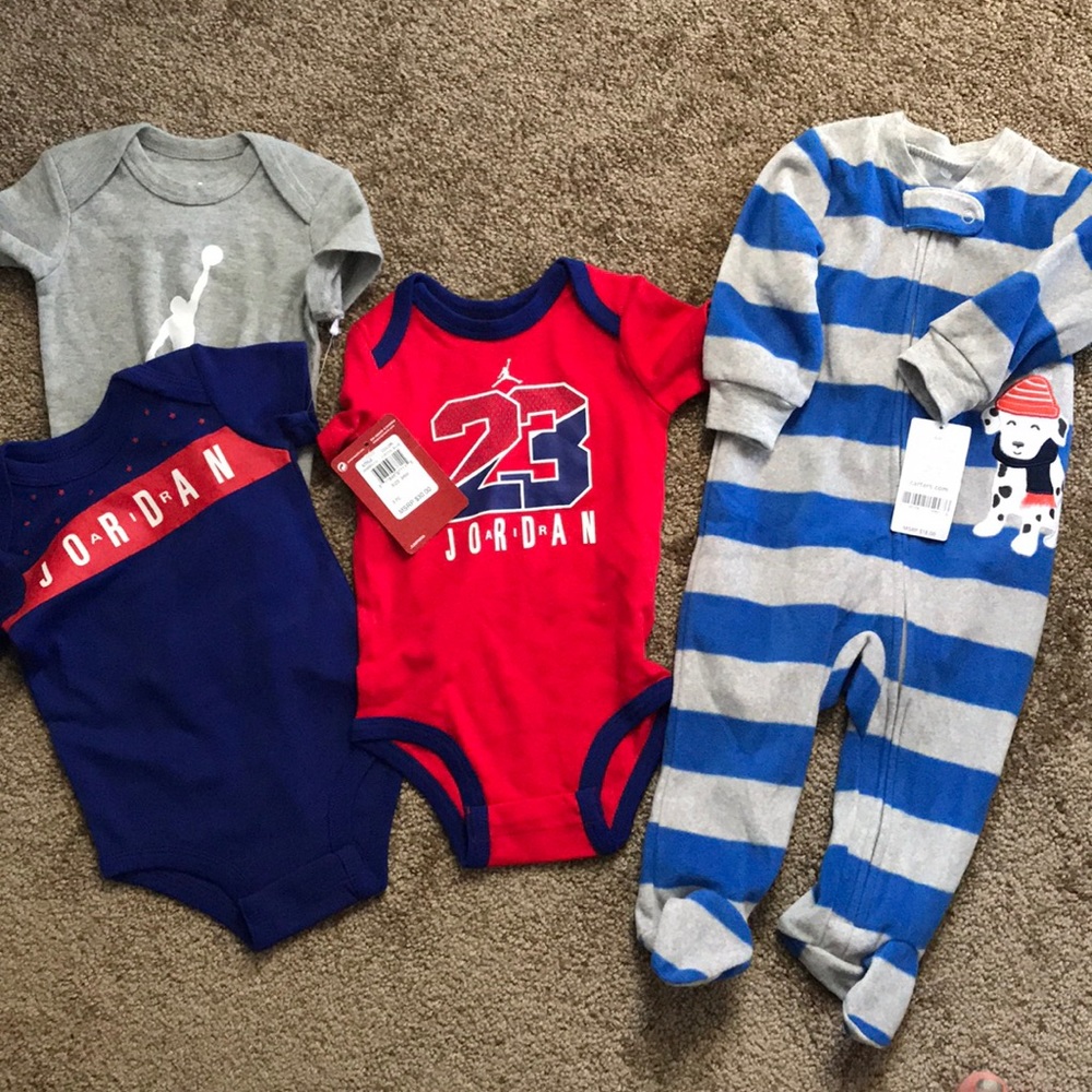Bundle infant clothes